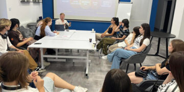 Tinerii din Ungheni au aflat  mai multe despre antreprenoriatul social