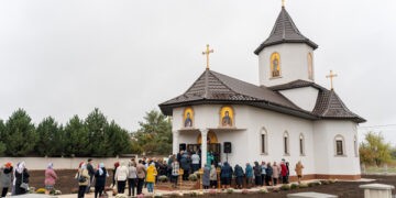 Biserică Românească în Stil Ștefanian, sfințită în Dănuțeni