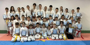 Echipa de karate-do din Ungheni din nou a strălucit