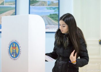 42 de mii de tineri vor vota pentru prima dată pe 20 octombrie