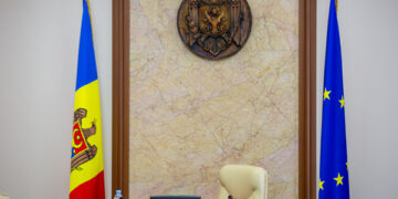 Premierul Recean anunță cine pleacă de la Guvern