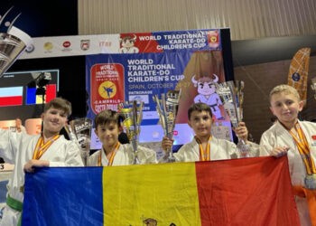 Au adus aur de la Campionatul Mondial la karate-do