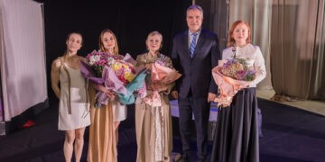 „Iubește-te” – un spectacol despre puterea demnității  și conexiunea emoțională a publicului la Ungheni