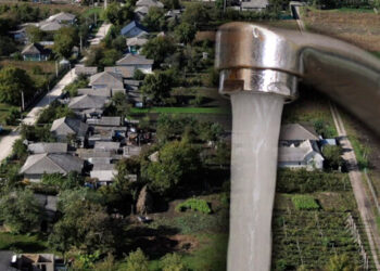 VIDEO. În timp ce unele sate încă se confruntă cu lipsa apei potabile, în altele, proiectele europene aduc apă și canalizare