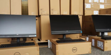 70 de școli, dotate cu 350 de computere și table interactive. Două dintre ele sunt din Ungheni