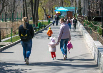 Vreme însorită și cer senin la sfârșit de februarie