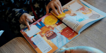 Cărți educative pentru copii: cum să recunoască și să evite abuzul sexual