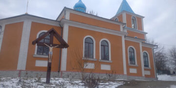 Locuitorii din satul Cornești au reabilitat biserica „Sfinții Voievozi Mihail și Gavriil”