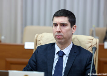 Duminică vom cinsti memoria celor care și-au sacrificat viața pentru integritatea țării, vicepremier