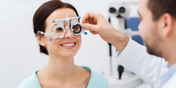 Fiecare al treilea moldovean se confruntă cu dificultăți de vedere