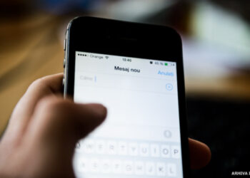 Cetățenii primesc SMS-uri actualizate despre plățile sociale