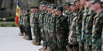 Instruiri pentru militarii prin contract ai Armatei Naționale