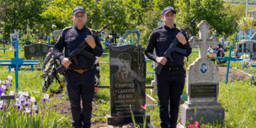 Să ne cunoaștem eroii neamului