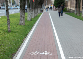 Pietonii și bicicliștii reprezintă mai mult de un sfert din decesele din traficul rutier
