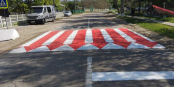 Marcaj înnoit pe 1 100 de treceri pietonale din toată țara