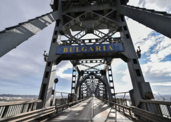 Alertă de călătorie în Bulgaria. Restricții de circulație pe Podul Prieteniei Giurgiu-Ruse
