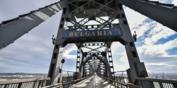 Alertă de călătorie în Bulgaria. Restricții de circulație pe Podul Prieteniei Giurgiu-Ruse