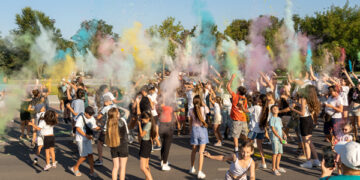 Energie, culoare și inspirație pentru tineri