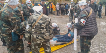 Cornova și-a testat reacția  în caz de cutremur: exercițiu practic cu pompieri, polițiști și elevi