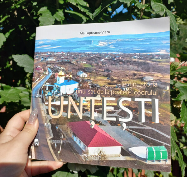 „Unțești – file din istoria unui sat  de la poalele codrului”: o carte scrisă din dragoste pentru satul natal