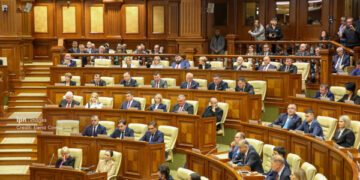 Aproape jumătate dintre noii deputați sunt la primul mandat