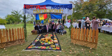 Elevii din Pîrlița au încheiat decada  „Educația pentru valorile naționale” cu un festival gastronomic