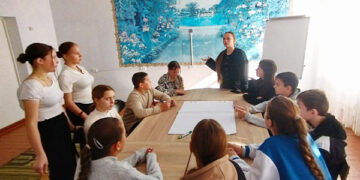 O horă a ideilor  la Gimnaziul „Ion Vatamanu”  din Pîrlița