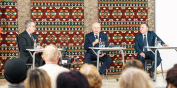 Întâlnirea premierului cu unghenenii