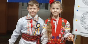 Ziua Națională a României,  sărbătorită cu emoție la Filiala de Carte  Românească „George Barițiu” Brașov-Ungheni