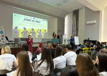 Tinerii ungheneni dezbat: activitatea Clubului de Dezbateri „IDEA”