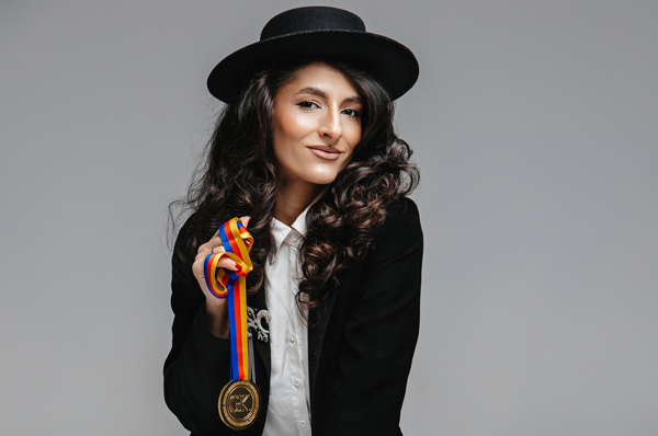 Doina Antoci: „Prin muncă spre stele”