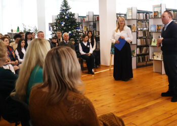 La Ungheni s-a lansat  antologia „La sfat cu Eminescu”