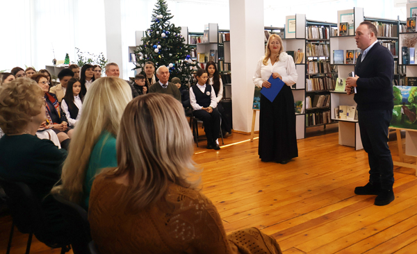 La Ungheni s-a lansat antologia „La sfat cu Eminescu”