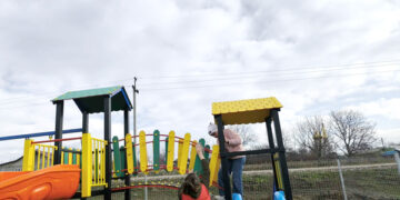 Spațiu de joacă și agrement pentru toate vârstele, la Drujba